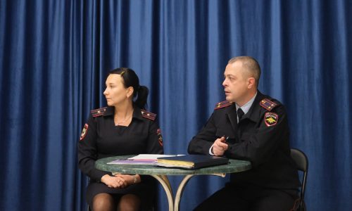 Сотрудники МВД провели профориентационную беседу со студентами