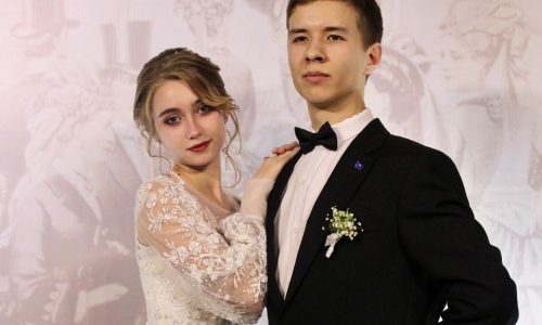 Студенты на балу в Тамбове