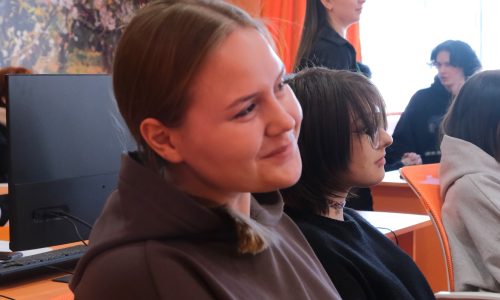 Апельсиновая любовь в ВЭПИ