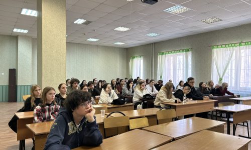 Сотрудники УМВД провели лекцию для студентов о вреде наркотиков