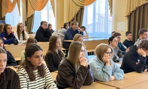 «По пояс в снегу за знаниями: история становления ВЭПИ»